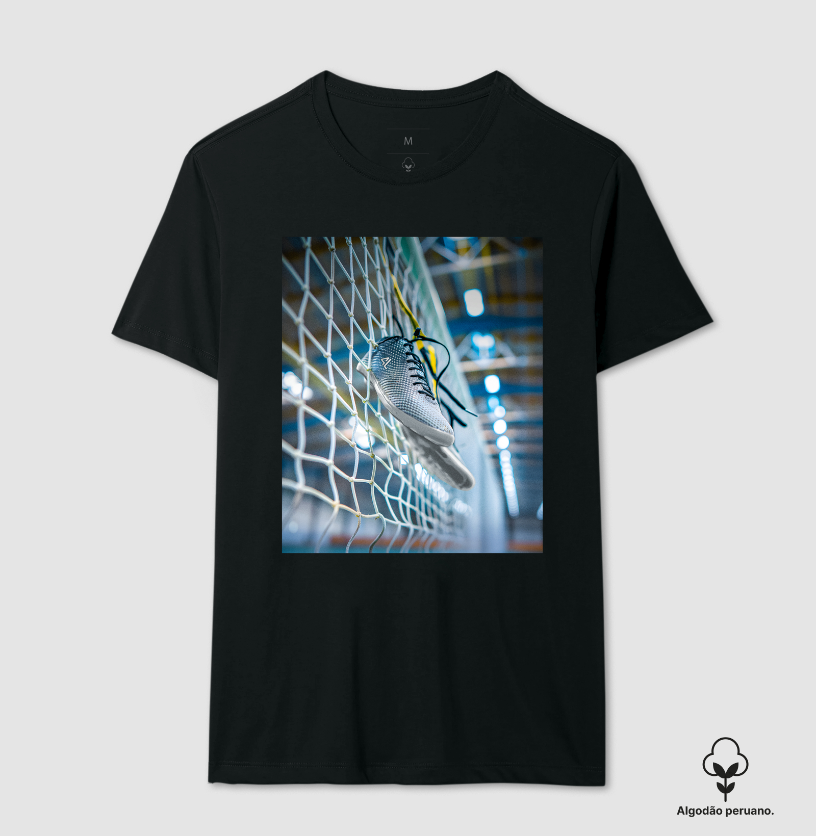 Camiseta Tênis Penduradas