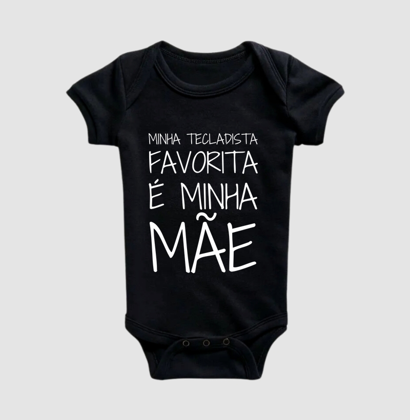 Minha tecladista favorita é minha mãe