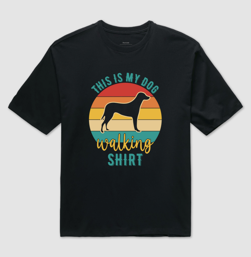 Camiseta Oversized Frase Engraçada Andar com o Cachorro 