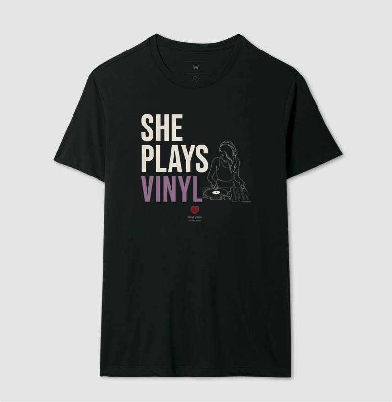 She plays vinyl - Imagem 5
