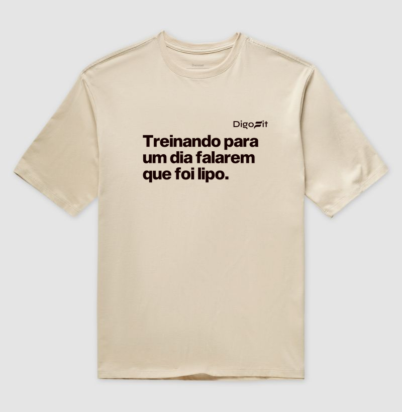 OVERSIZED ACADEMIA TREINANDO PARA DIZEREM QUE FOI LIPO - Imagem 3