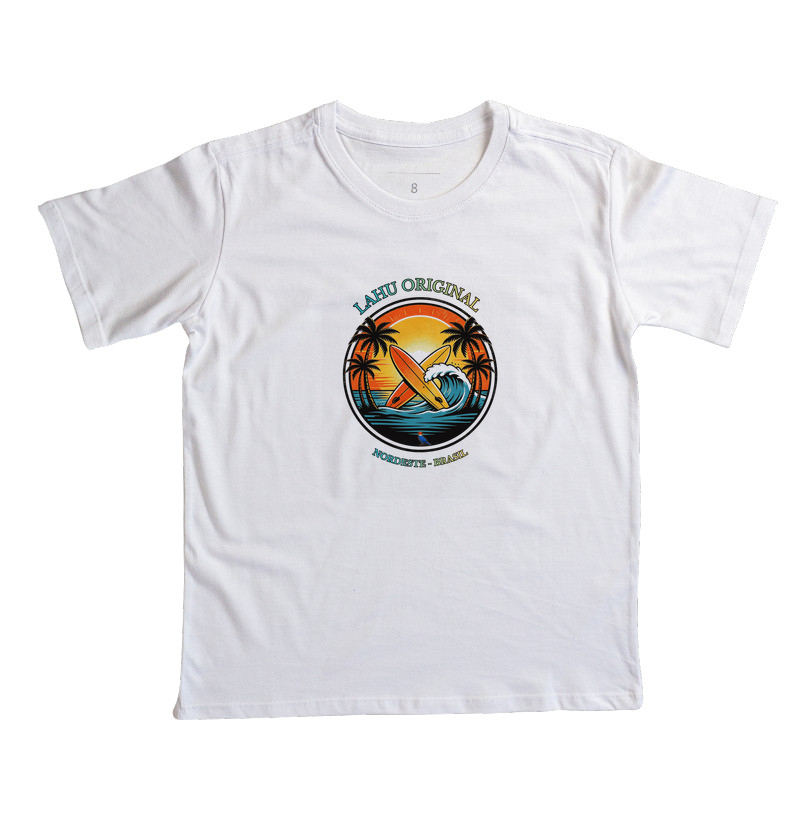 “Sinta a energia das ondas nordestinas com a estampa Lahu Original. Cores vibrantes, estilo surf e alma brasileira — feita para quem carrega o sol e o mar no coração. Vista o Nordeste, vista Lahu!” - Imagem 6