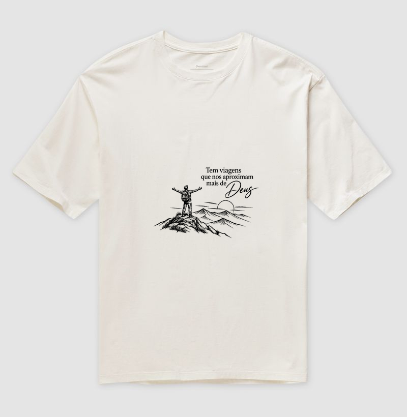 Camiseta Oversized | Unissex | Tem Viagens que nos Aproximam de Deus - Imagem 5