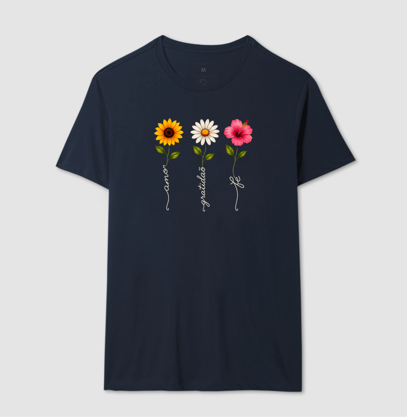 Camiseta Floresça com amor, fé e gratidão. - Imagem 6