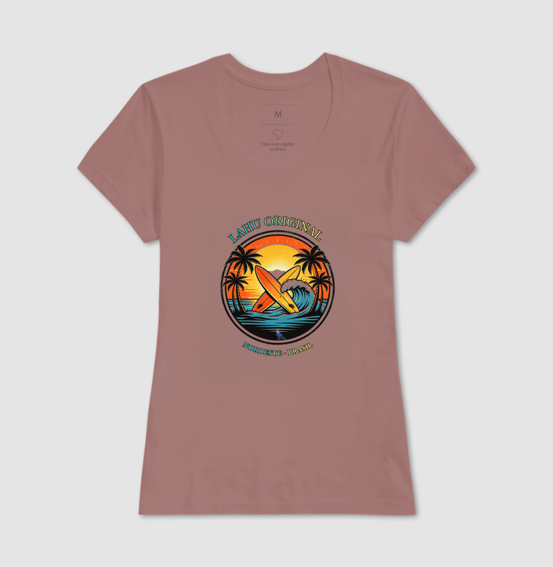 “Sinta a energia das ondas nordestinas com a estampa Lahu Original. Cores vibrantes, estilo surf e alma brasileira — feita para quem carrega o sol e o mar no coração. Vista o Nordeste, vista Lahu!” - Imagem 17