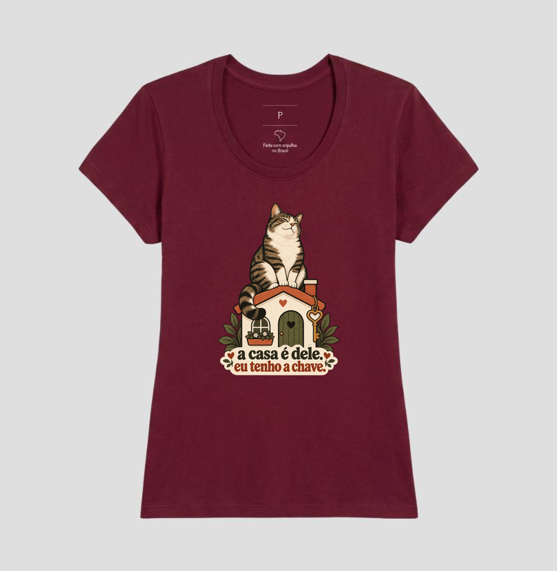 Camiseta Gato Humor "a casa é dele. eu tenho a chave." | Pelo & Pano - Imagem 19