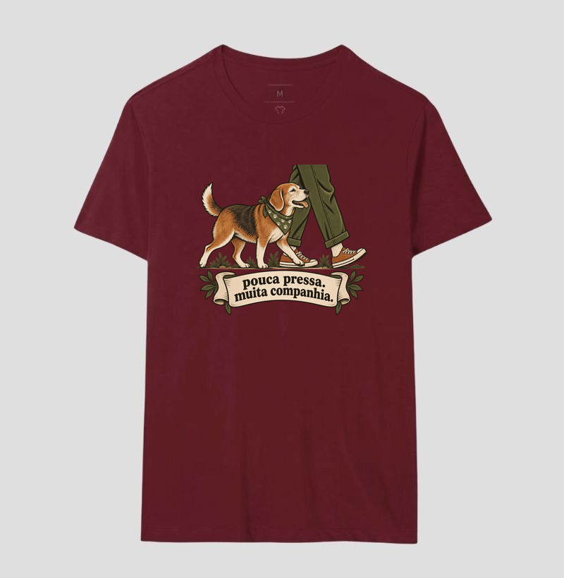 Camiseta Cachorro Idoso "pouca pressa. muita companhia." | Pelo & Pano - Imagem 18