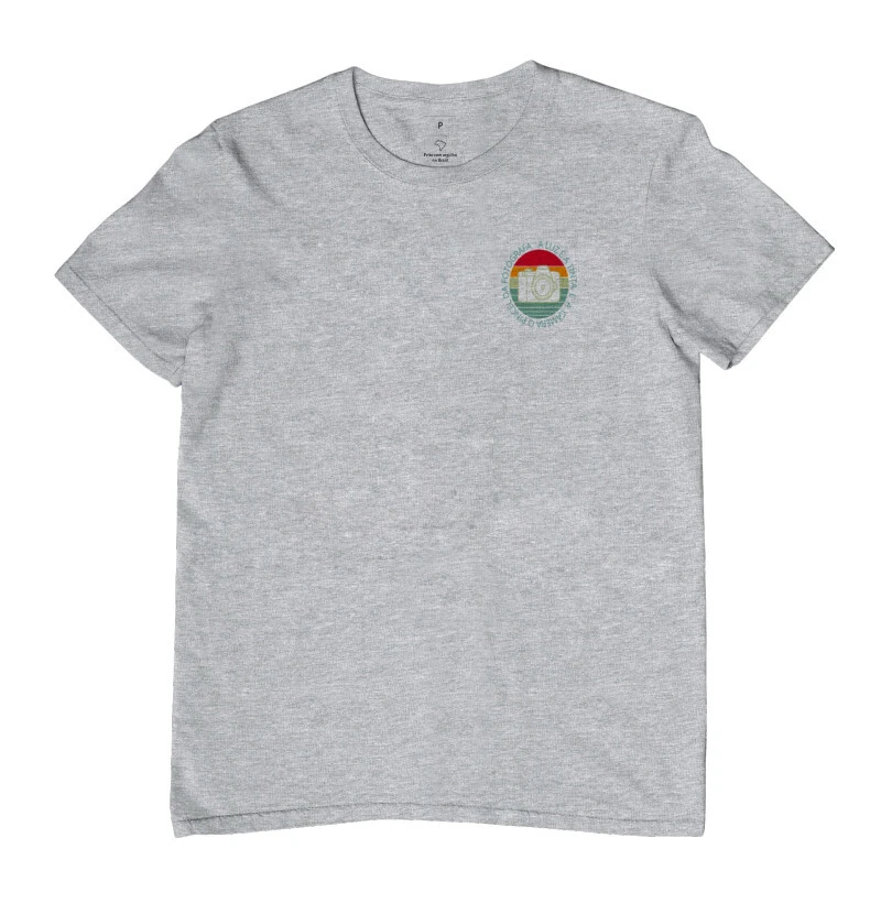 Camiseta feminina a luz é a tinta  - Imagem 6