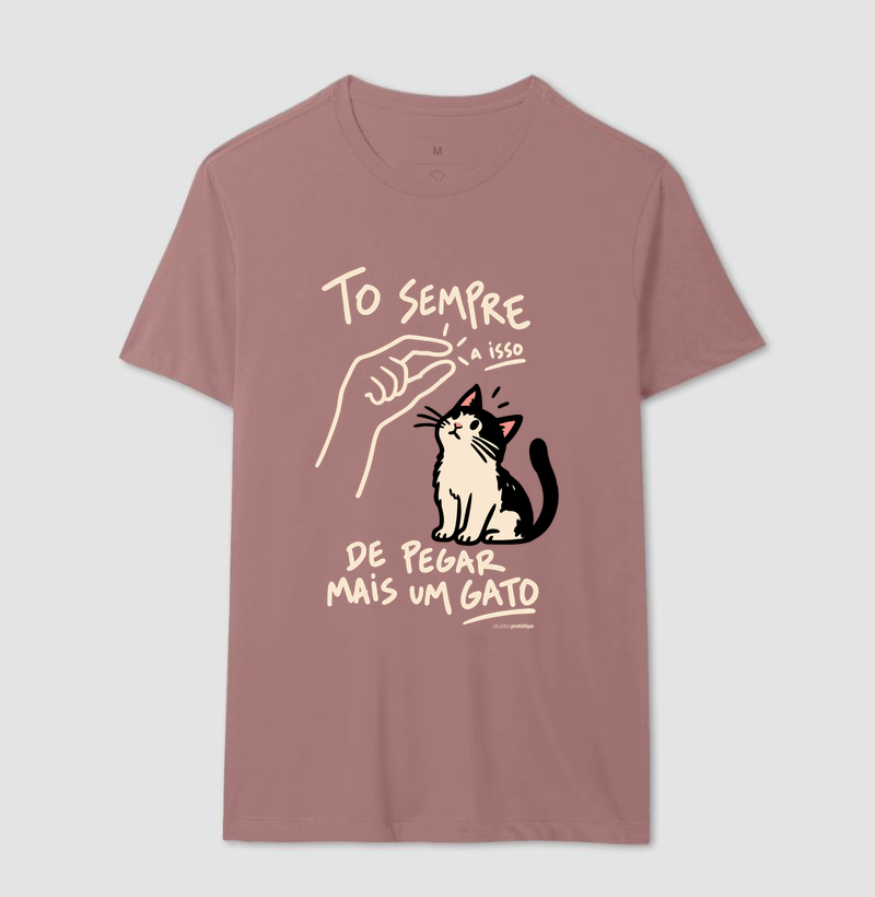 Camiseta Tô Sempre a Isso de Pegar Mais um Gato - Imagem 16