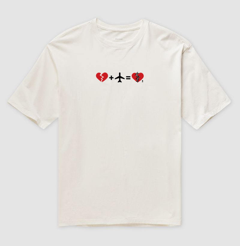 Camiseta Coracao Partido Mais Aviao Igual Coracao Curado | Equacao Viagem Humor | Colecao Viciados em Viagem - Imagem 4