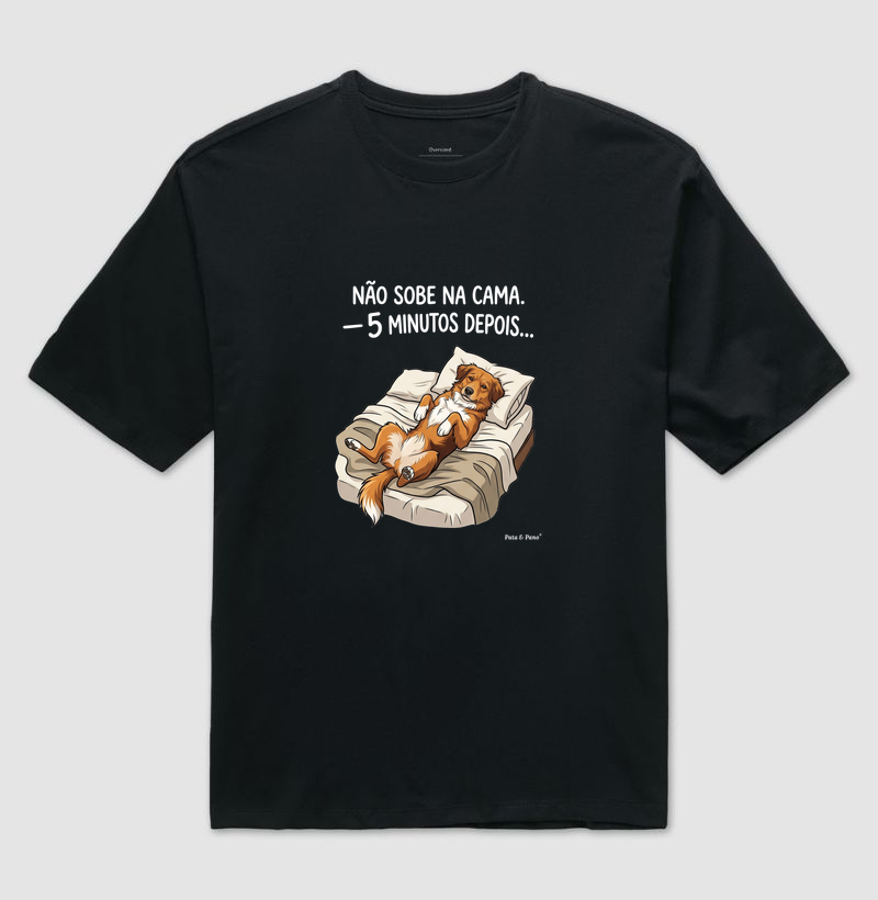 CAMISETA OVERSIZED NOSSO MASCOTE SOBE NA CAMA - Imagem 2