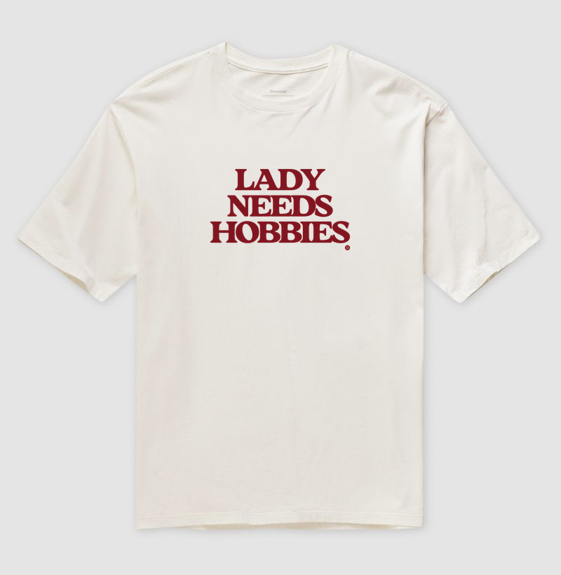 LADY NEEDS HOBBIES - Imagem 4