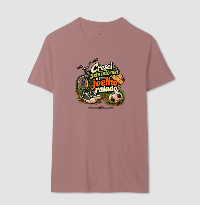 CRESCI SEM INTERNET E COM JOELHO RALADO - Modo capivara - Camiseta - Imagem 16