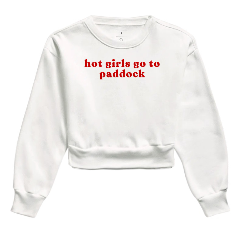 Hot girls go to paddock - Imagem 3
