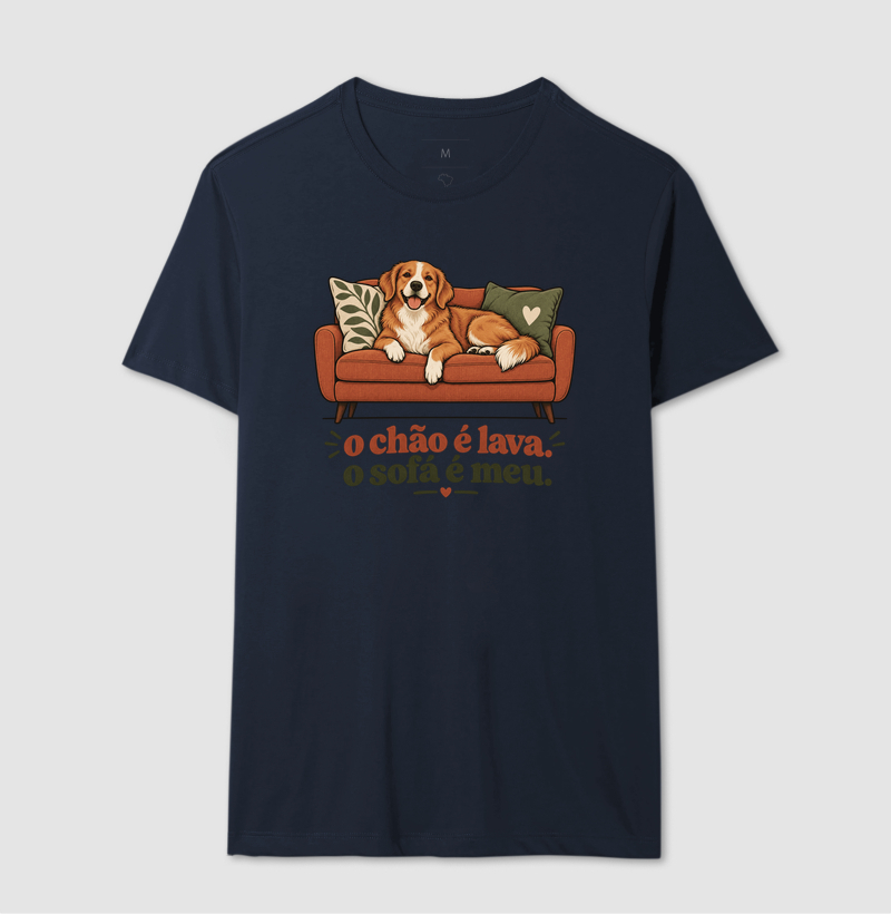 Camiseta Cachorro Sofá "o chão é lava. o sofá é meu." | Pelo & Pano - Imagem 6
