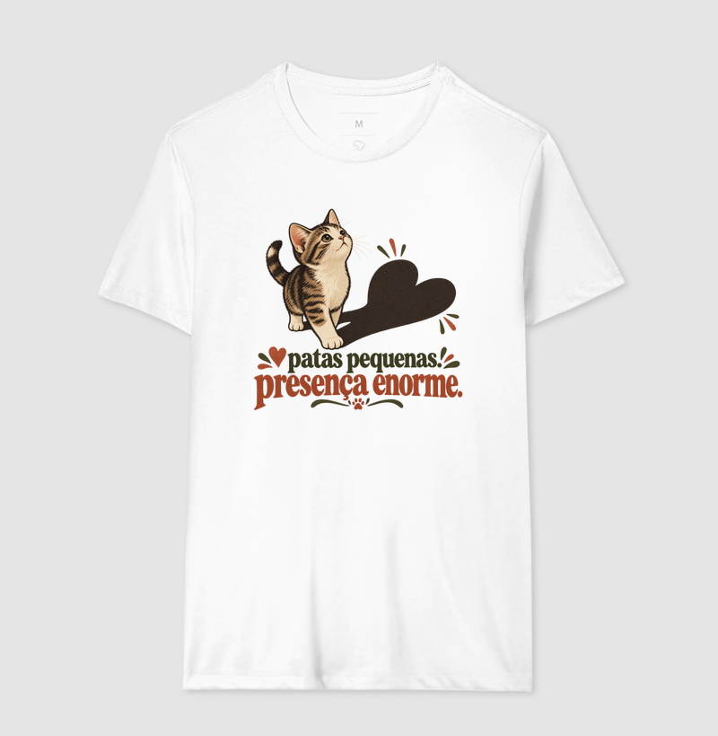 Camiseta Gato "patas pequenas, presença enorme" | Pelo & Pano - Imagem 4