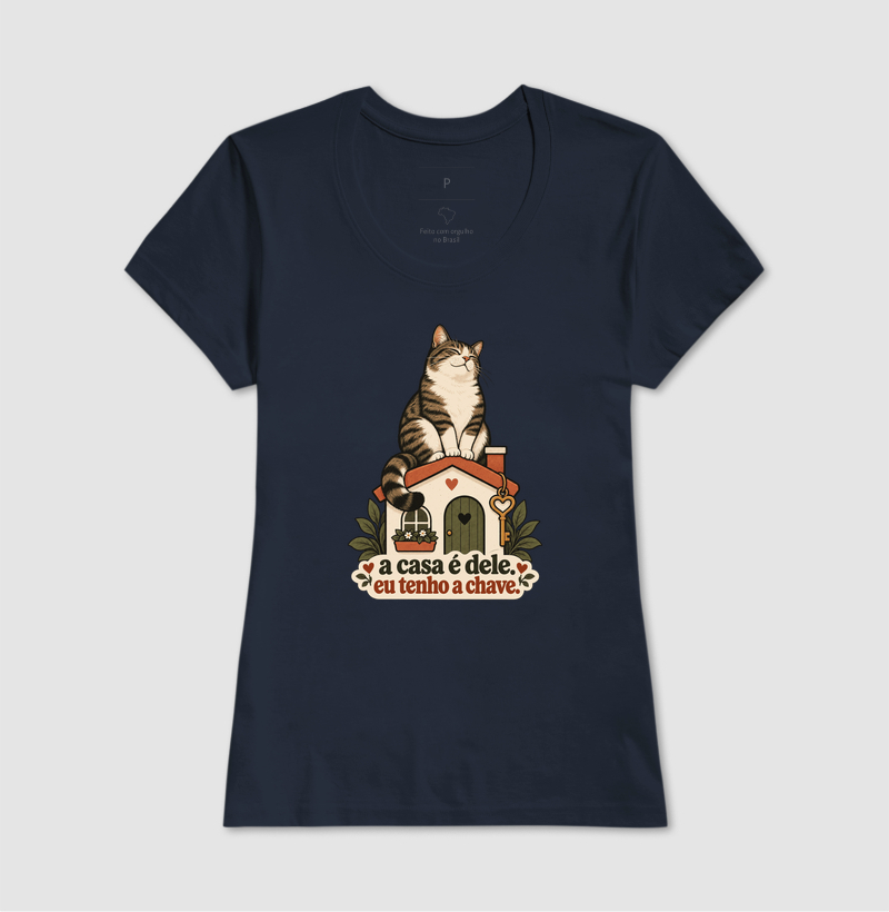 Camiseta Gato Humor "a casa é dele. eu tenho a chave." | Pelo & Pano - Imagem 7
