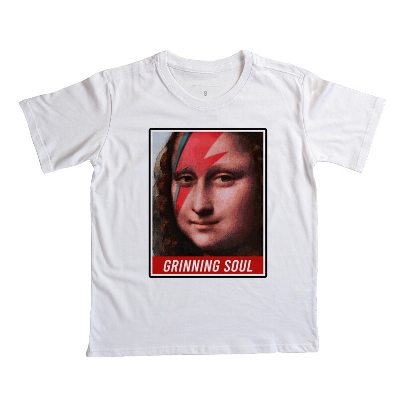Mona Grinning Soul