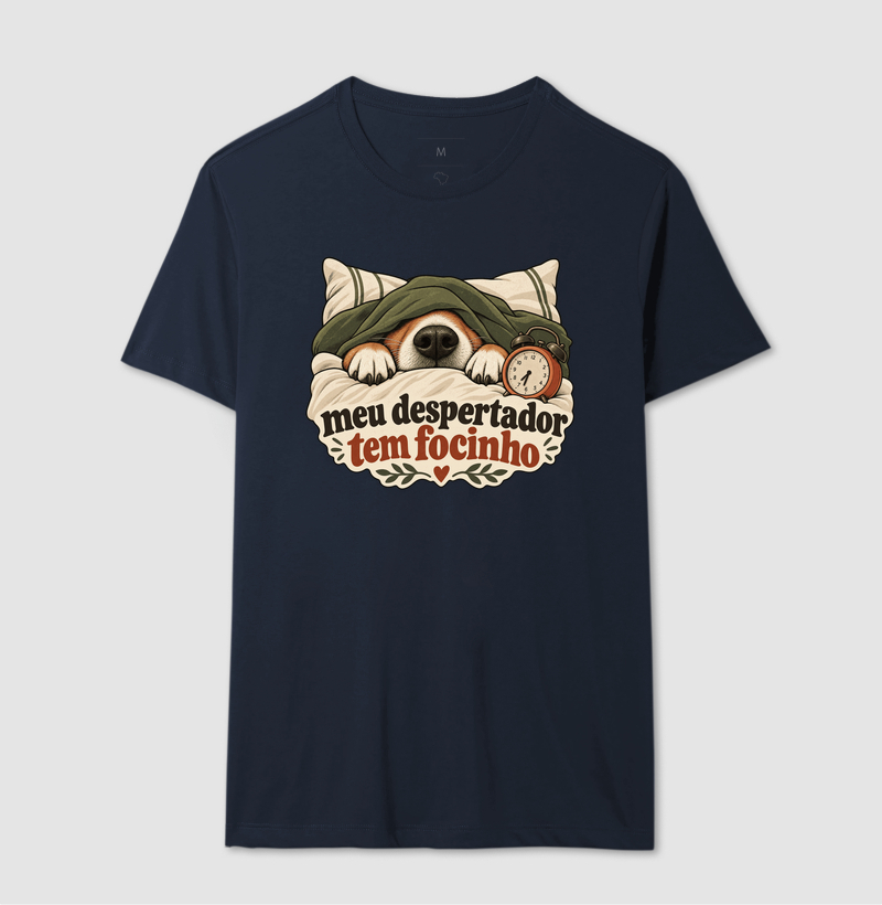Camiseta Cachorro Humor "meu despertador tem focinho" | Pelo & Pano - Imagem 6
