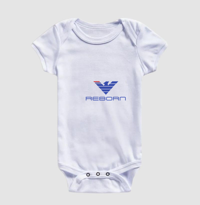 A estampa REBORN BLUE simboliza a força tranquila dos verdadeiros vencedores. Inspirada na majestade da águia, ela representa visão, confiança, liberdade e liderança. Seu tom azul poderoso transmite segurança e equilíbrio, enquanto o nome REBORN reforça a capacidade de se reinventar e crescer diante de qualquer desafio. - Imagem 3