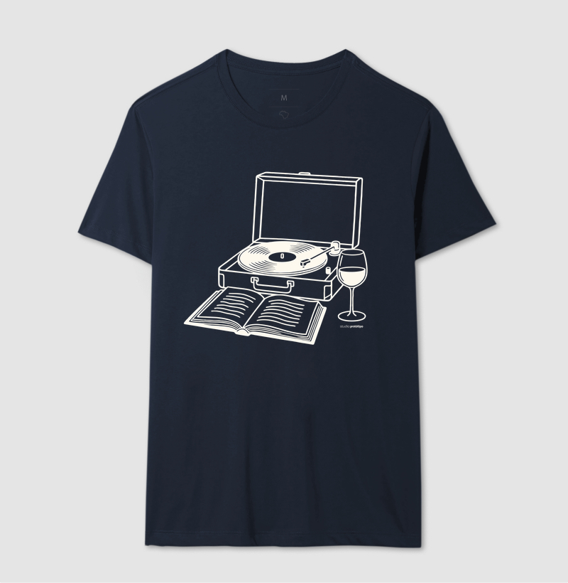 Camiseta Vinil, Livro e Vinho (estampa G) - Imagem 6