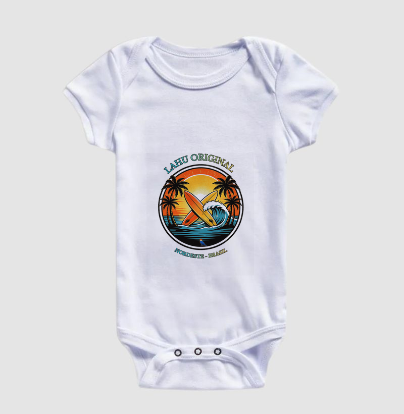 “Sinta a energia das ondas nordestinas com a estampa Lahu Original. Cores vibrantes, estilo surf e alma brasileira — feita para quem carrega o sol e o mar no coração. Vista o Nordeste, vista Lahu!” - Imagem 3