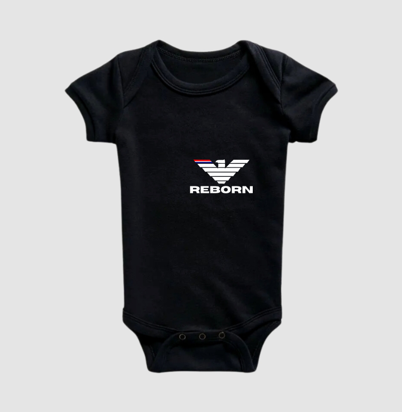 A estampa REBORN simboliza a força de quem transforma cicatrizes em aprendizado e desafios em conquistas. Inspirada na majestade da águia, representa visão, liberdade e a coragem de seguir em frente mesmo diante das adversidades - Imagem 2