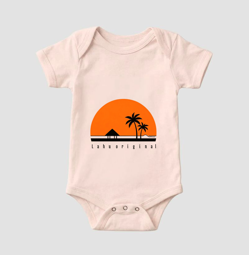 Essa estampa é um exemplo encantador do poder do minimalismo. Com poucos elementos — um grande sol alaranjado ao fundo, duas palmeiras negras e uma cabana simples — ela transmite uma sensação de tranquilidade tropical e liberdade - Imagem 5
