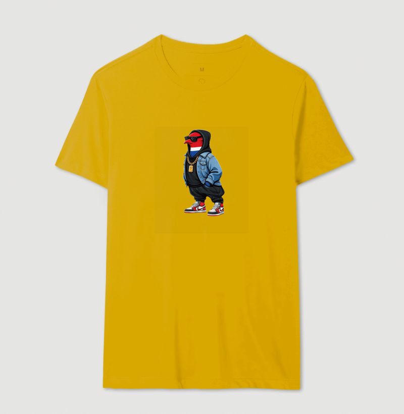 Essa estampa é puro estilo das ruas — com atitude que domina o visual streetwear! Vista essa camiseta e mostre que você tem flow, estilo e atitude em cada passo. - Imagem 8