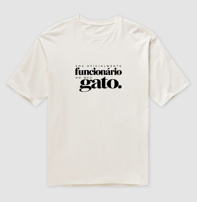 Sou oficialmente funcionário do meu gato. - Imagem 4