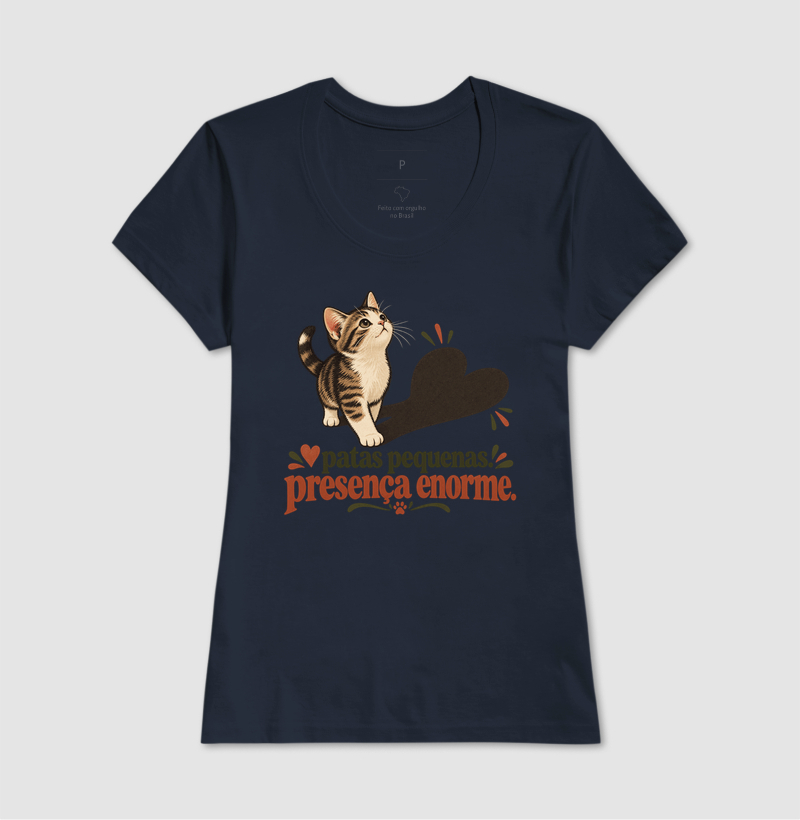 Camiseta Gato "patas pequenas, presença enorme" | Pelo & Pano - Imagem 7