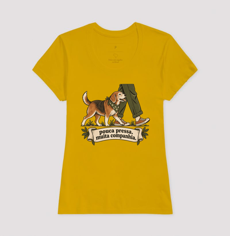 Camiseta Cachorro Idoso "pouca pressa. muita companhia." | Pelo & Pano - Imagem 15