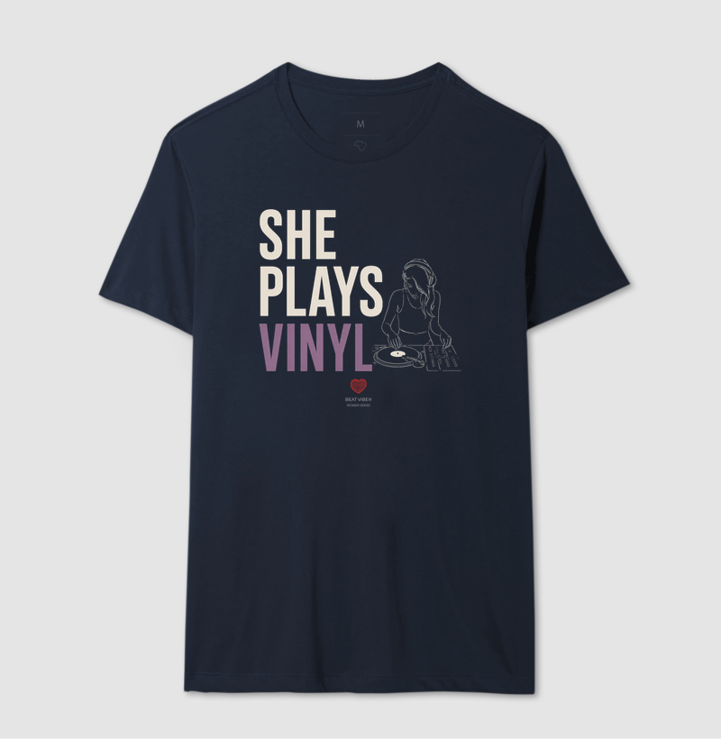 She plays vinyl - Imagem 7