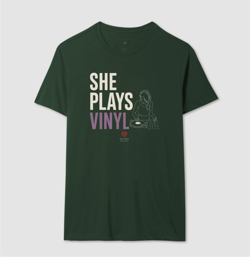 She plays vinyl - Imagem 9