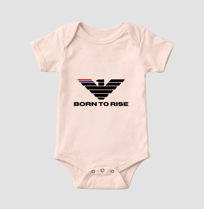 Born to Rise: A Grandeza de Quem Nasceu para Voar Alto A estampa Born to Rise é uma poderosa expressão de coragem, propósito e superação. Inspirada na imponência da águia, símbolo máximo de visão, liberdade e liderança, a arte representa aqueles que enfrentam desafios de frente e transformam cada obstáculo em um degrau para alcançar o sucesso. - Imagem 5
