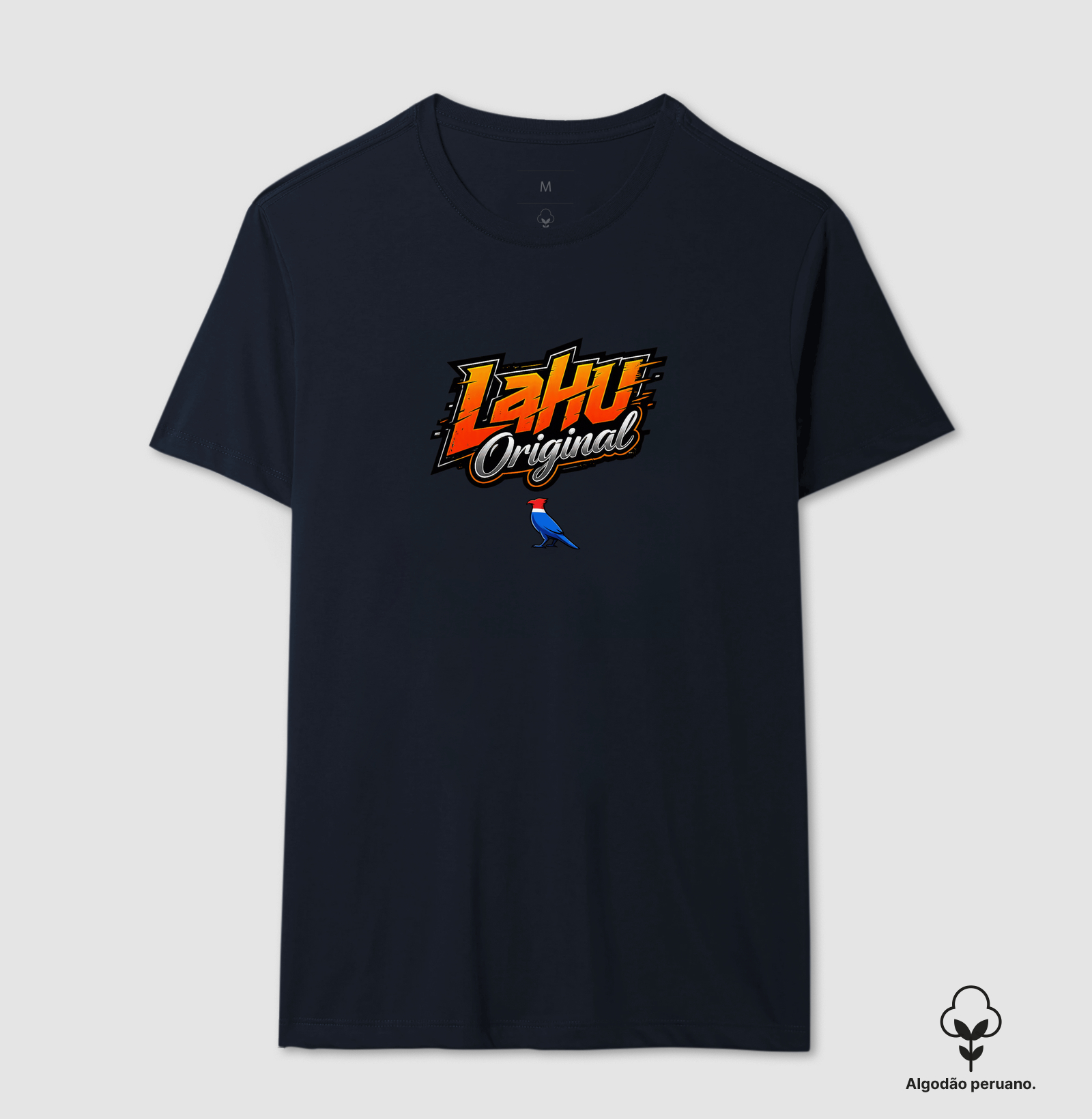  estilo moderno, minimalista e cheio de personalidade. Confeccionada em tecido leve e confortável, é perfeita para quem gosta de unir moda e autenticidade. A estampa Lahu dá aquele toque urbano e descolado, ideal para compor looks casuais e destacar sua identidade." - Imagem 3