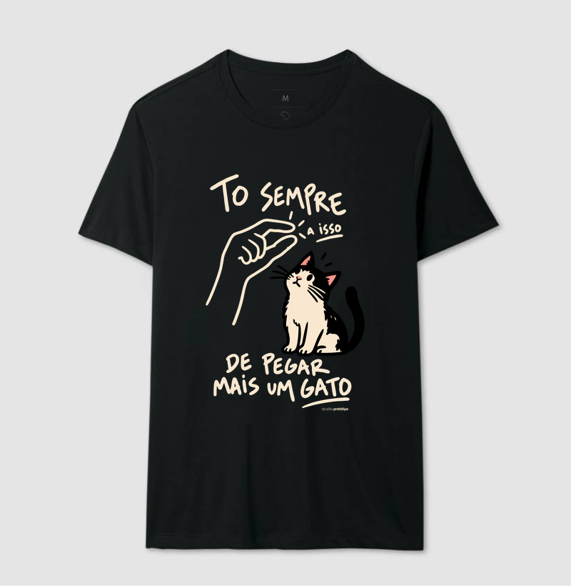 Camiseta Tô Sempre a Isso de Pegar Mais um Gato - Imagem 2