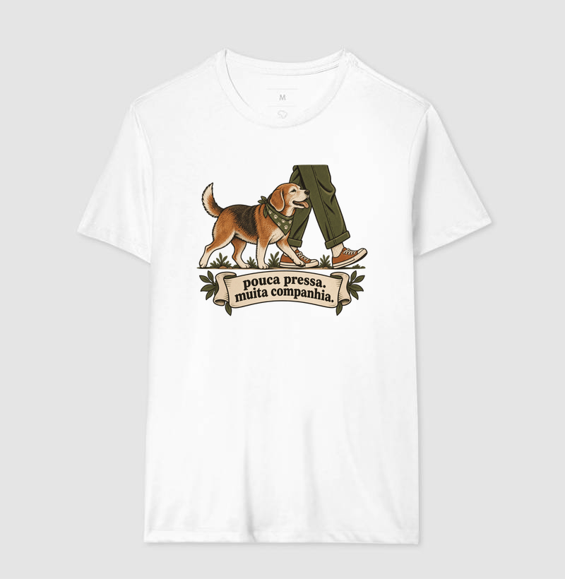 Camiseta Cachorro Idoso "pouca pressa. muita companhia." | Pelo & Pano - Imagem 4