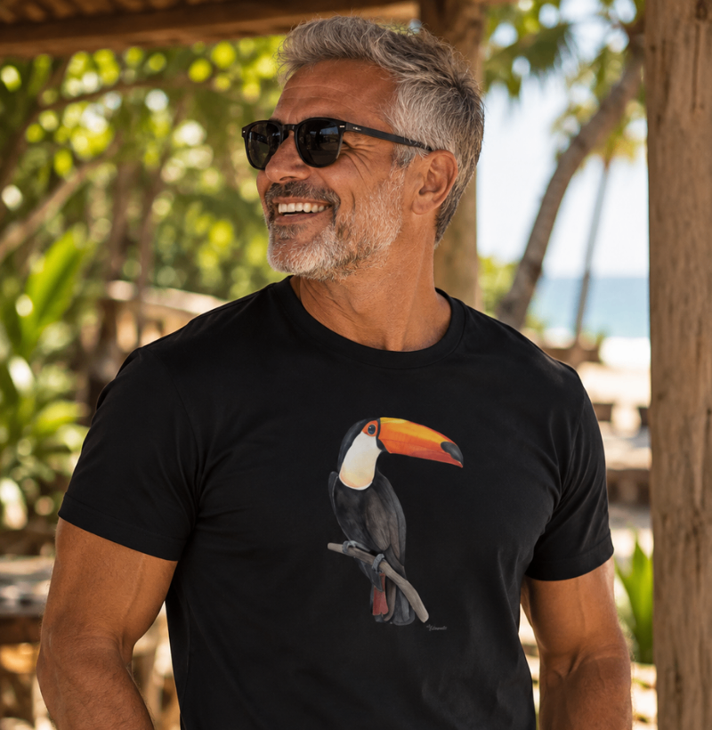 Camiseta Tucano Brasileiro em Aquarela – Arte por Taana -  Algodão Peruano  - Imagem 2