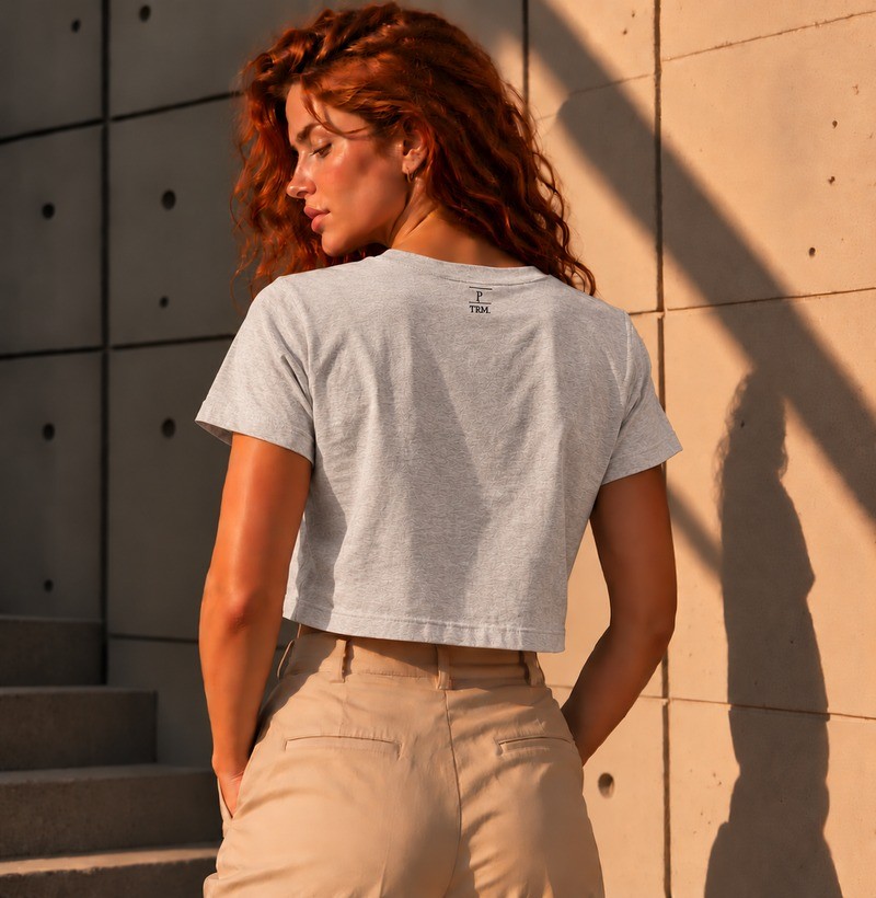 Cropped Feminino Cinza Mescla com Logo Preta TRM Timeless - Imagem 2