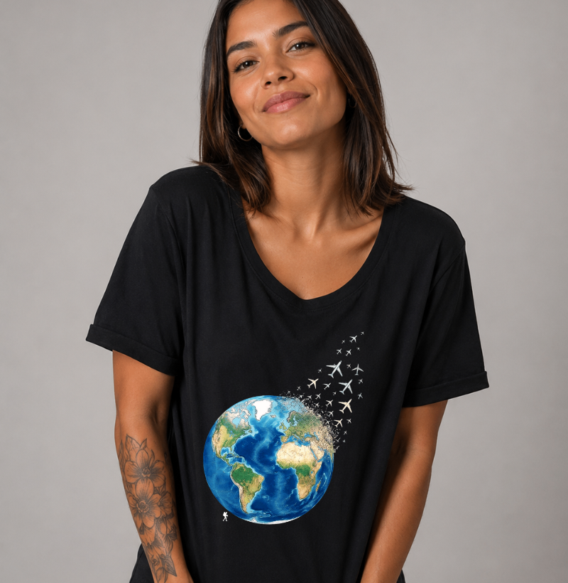 Camiseta Globo Terrestre Avioes Dispersos | Arte 3D Viagem Mundo | Colecao Viciados em Viagem - Imagem 4