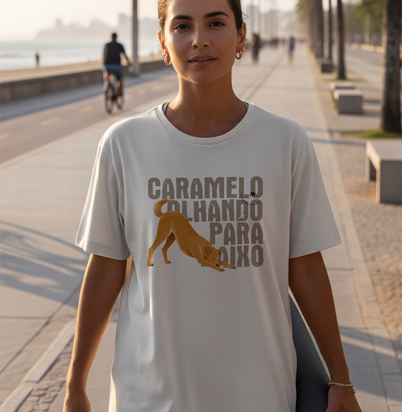 Caramelo olhando para baixo - Imagem 2