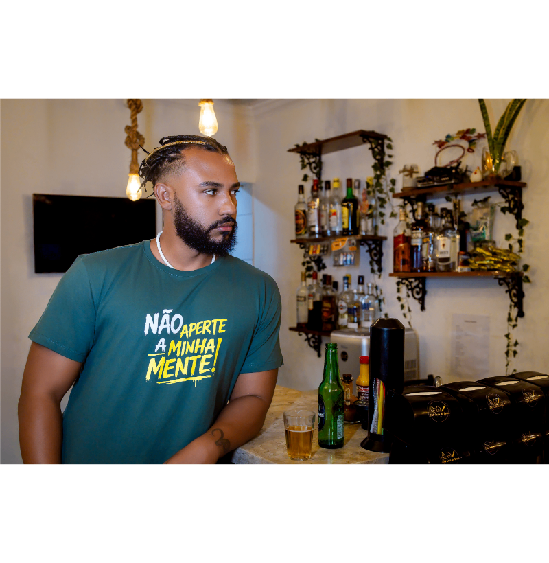 Camiseta Não aperte a minha mente! Coleção Baianês. Masculina e Feminina. Algodão Premium. - Imagem 3