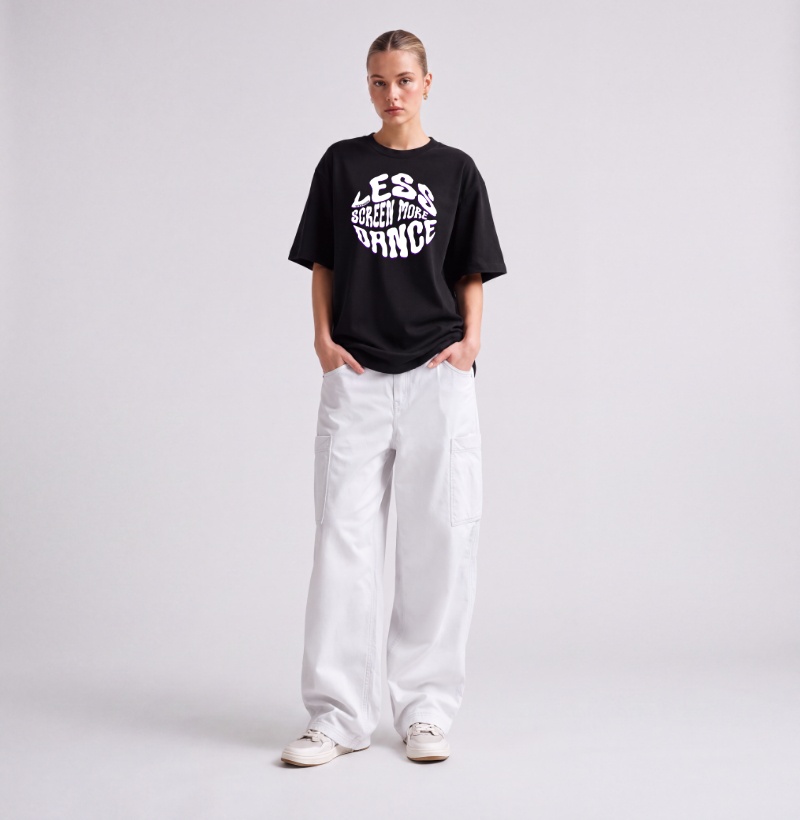 LESS SCREEN, MORE DANCE! — Camiseta Oversized - Imagem 4
