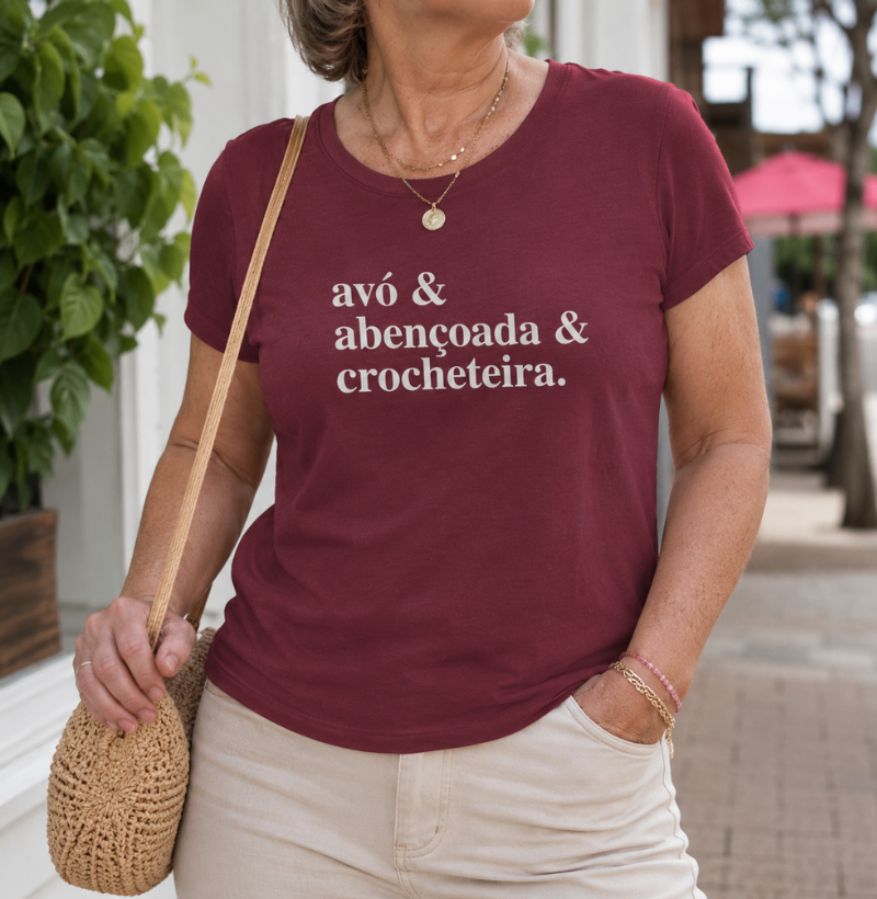 Camiseta Frase Avó, Abençoada e Crocheteira - Imagem 3
