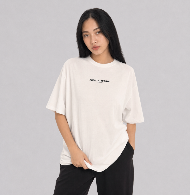 ADDICTED TO RAVE — Camiseta Oversized - Imagem 2
