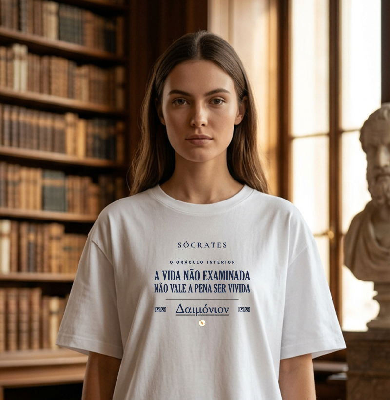 Camiseta Filosófica O Oráculo Interior | Sócrates - Imagem 3