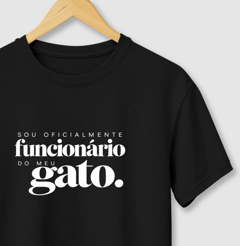 Sou oficialmente funcionário do meu gato. - Imagem 2
