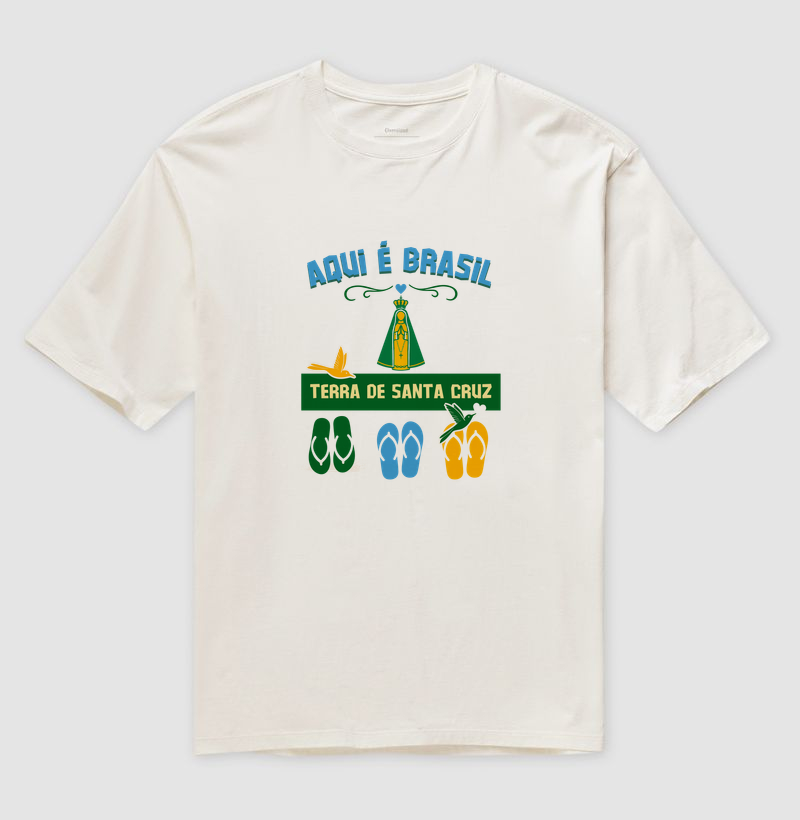 T-Shirt Oversized Católica | Terra de Santa Cruz