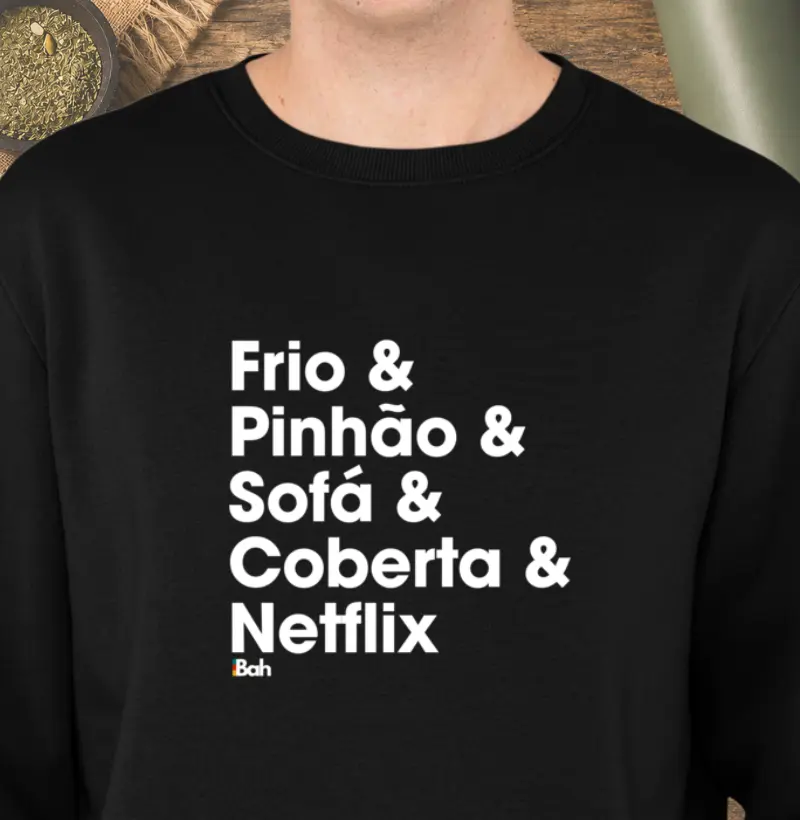 Frio & Pinhão & Sofá & Coberta & Netflix